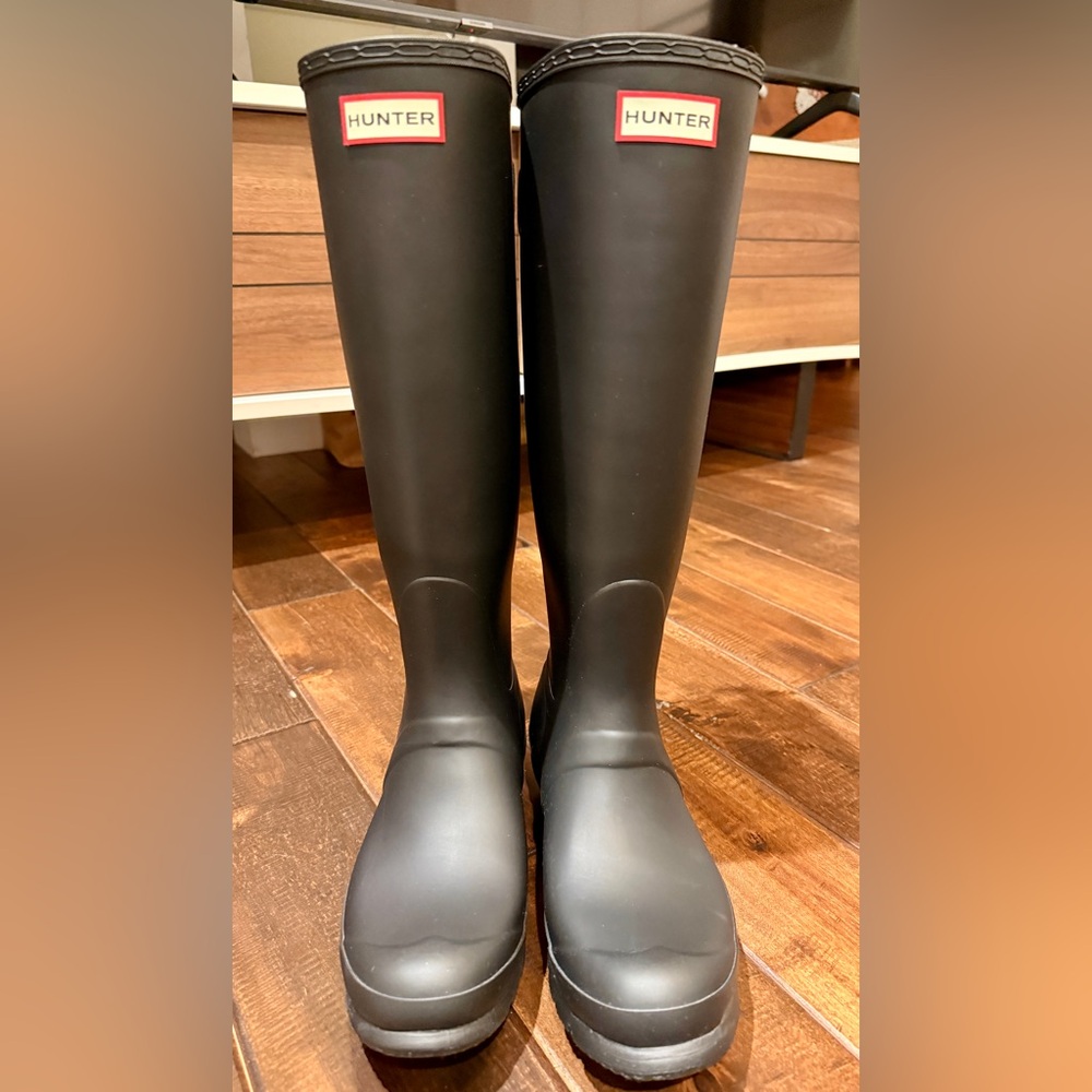 Hunter Black Women's Winter & Rain Boots Size 9
